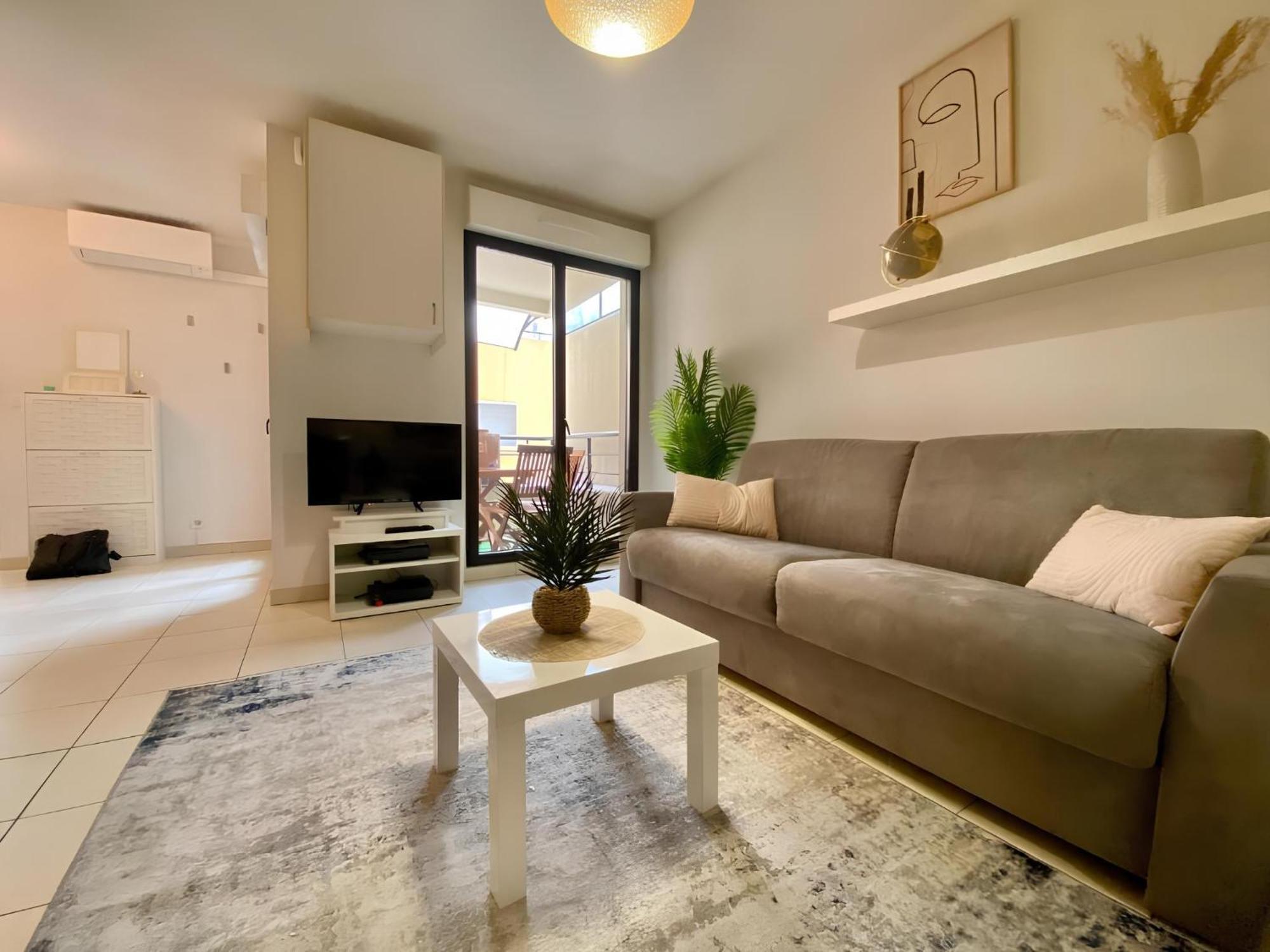 Appartement L'Alhambra Proche Gare et Centre à Menton Extérieur photo